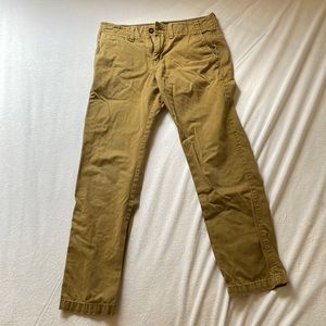 American Eagle Slim Straight Khakis size 30/32